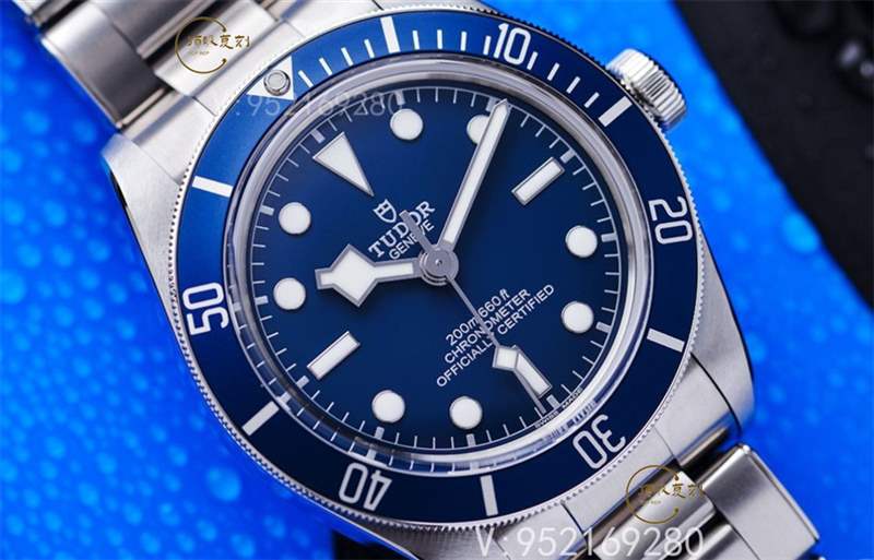 ZF廠帝舵M79030碧灣海軍藍(lán)復(fù)刻表做工怎么樣-復(fù)刻表