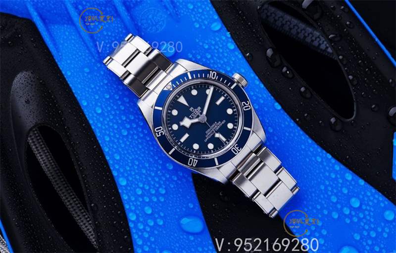 ZF廠帝舵M79030碧灣海軍藍(lán)復(fù)刻表做工怎么樣-復(fù)刻表