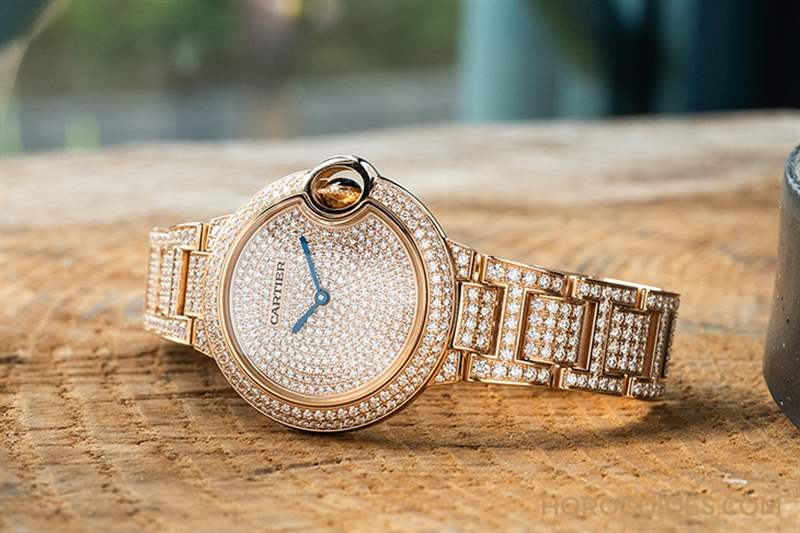 選擇豐富的優(yōu)雅經(jīng)典－卡地亞藍(lán)氣球-復(fù)刻表