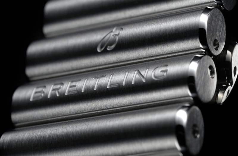 百年靈Breitling Chronomat B01 42機械計時系列!將經(jīng)典設(shè)計重新演繹-復(fù)刻表