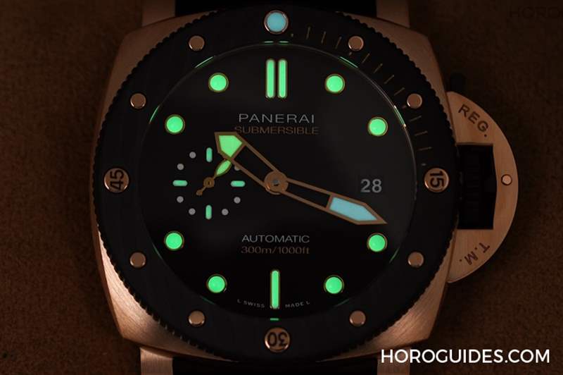 紅金+碳纖維同步現身|沛納海Submersible Goldtech? Orocarbo 44mm-PAM01070-復刻表