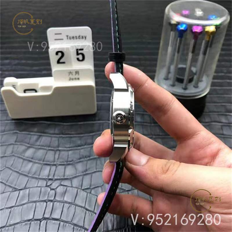 V9廠(chǎng)俄羅斯切金小丑復(fù)刻表是不是最高版本-復(fù)刻表