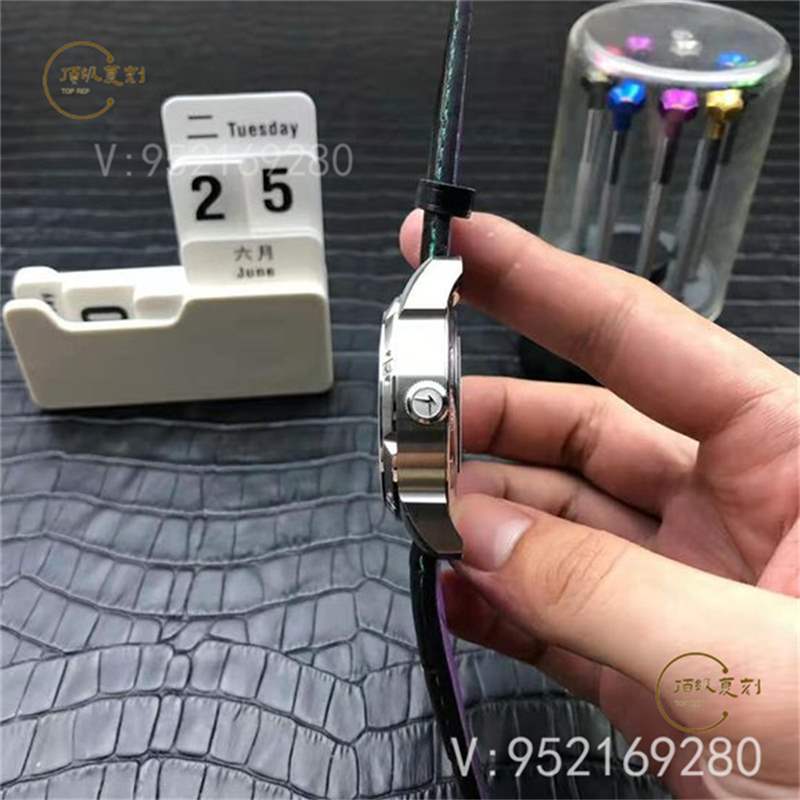 V9廠(chǎng)俄羅斯切金小丑復(fù)刻表是不是最高版本-復(fù)刻表