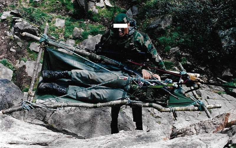 兩位原始所有者都鐸海軍陸戰(zhàn)隊(duì)國(guó)家潛艇手的故事-復(fù)刻表