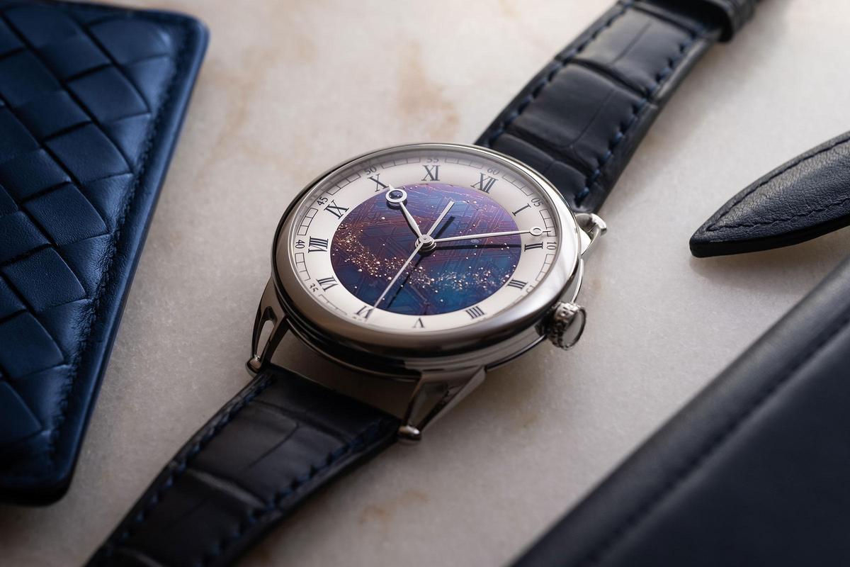 珍稀隕石面與復雜陀飛輪的華麗組合！DE BETHUNE DB25 Starry Varius Ae?rolite-復刻表