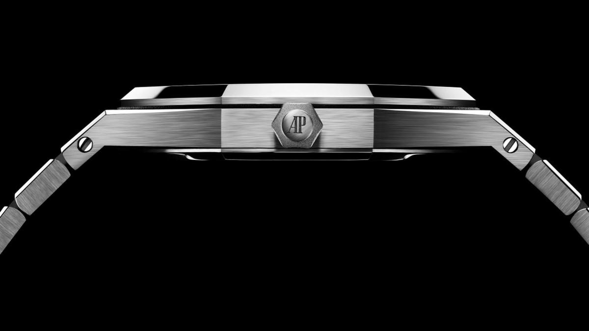 經(jīng)典不變之下的工藝升華！AP愛彼皇家橡樹全新型號Ref.16202-復(fù)刻表