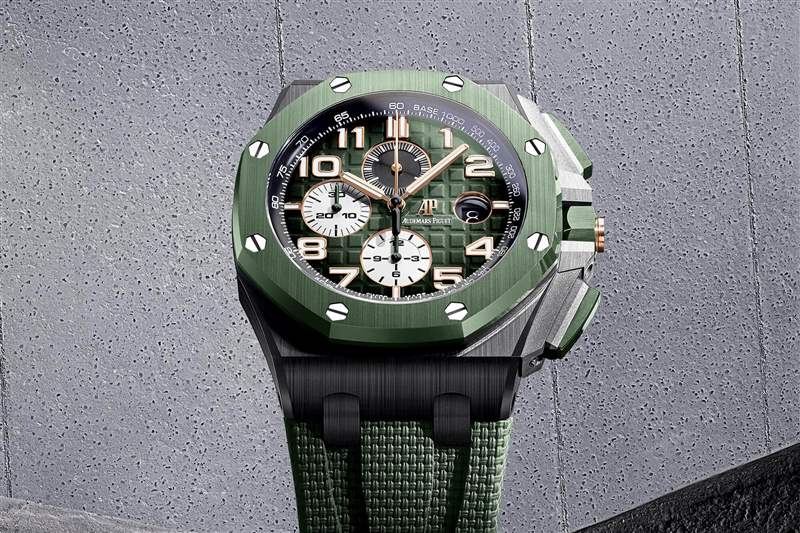 愛彼皇家橡樹離岸型自動(dòng)上鏈計(jì)時(shí)碼表黑色陶瓷 26405CE.OO.A056CA.01