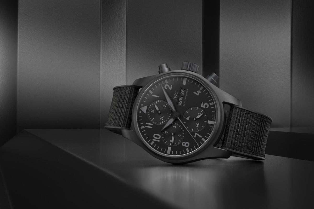 由Pantone?為專屬色彩命名!IWC Top Gun新軍報到-復刻表