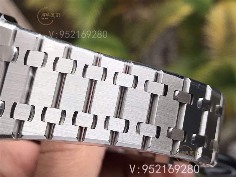 ZF廠愛彼15500復(fù)刻表對比正品評測-ZF廠15500拒絕一眼假-復(fù)刻表