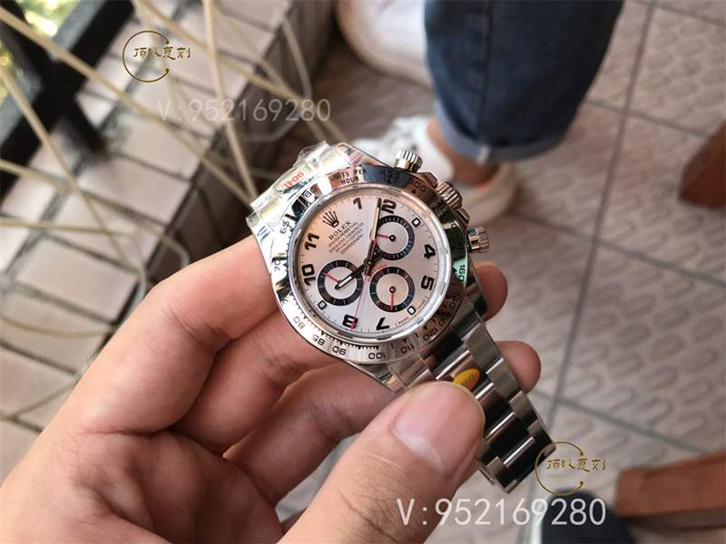 怎么能夠看出自己買的是N廠迪通拿復刻表4130機芯版本-復刻表