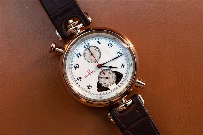 歐米茄計時碼表，一對極其復雜的響亮計時碼表-復刻表