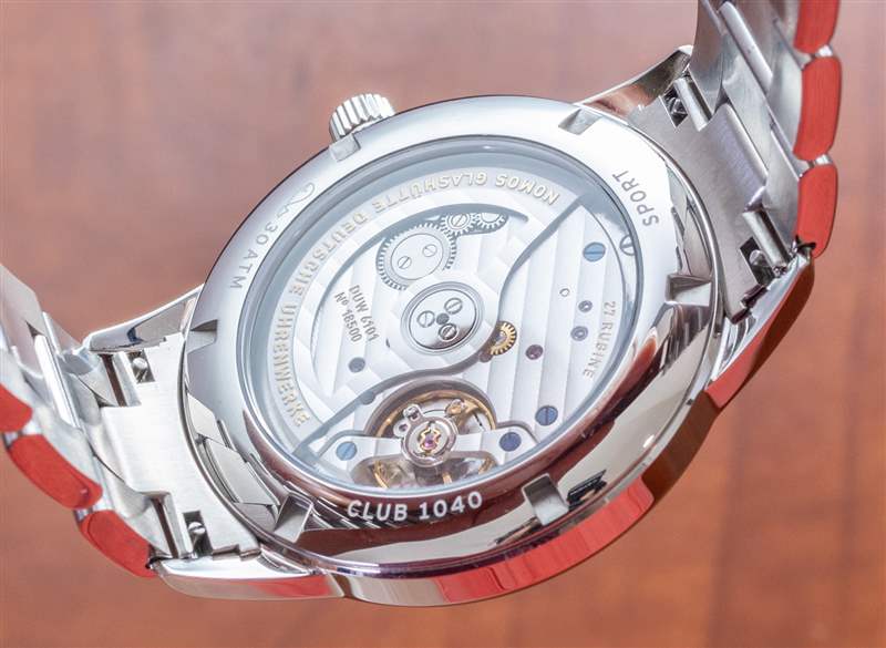 手表評論：Nomos Club Sport Neomatik 42 Date Blue-復刻表