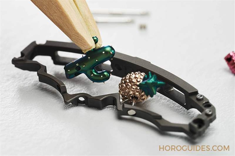 RICHARD MILLE - Richard Mille少見樂園化的一面！ RM 88 Smiley自動上鏈陀飛輪腕表