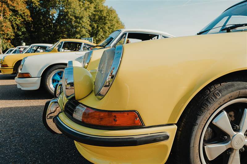 介紹Carrera Fusion:泰格豪雅的最新 LE 將經(jīng)典保時捷 911 Carrera RS 2.7 變成手表-復(fù)刻表