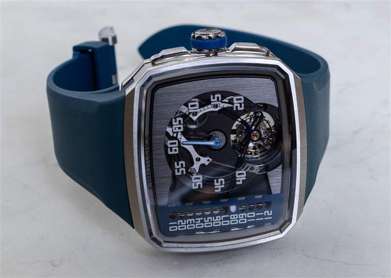 動手實踐:Hautlence Linear 系列 1 陀飛輪腕表 動手實踐:Hautlence Linear 系列 1 陀飛輪腕表-復刻表