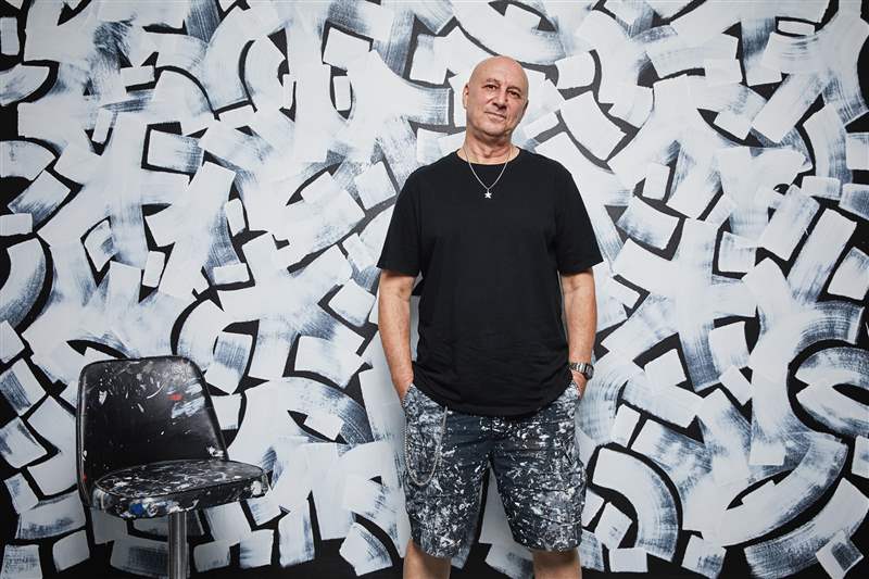 推出G-Shock 慶祝其成立 40 周年，發(fā)布了一些火紅的手表和巧妙的霧霾-復(fù)刻表