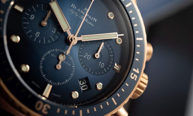 18K紅金藍面、23級鈦灰面，Blancpain五十噚深潛器飛返計時碼表兩款延伸新作