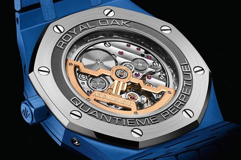 愛彼AUDEMARS PIGUET的陶瓷色彩張力,如何刷新Royal Oak皇家橡樹系列經(jīng)典印象?-復(fù)刻表