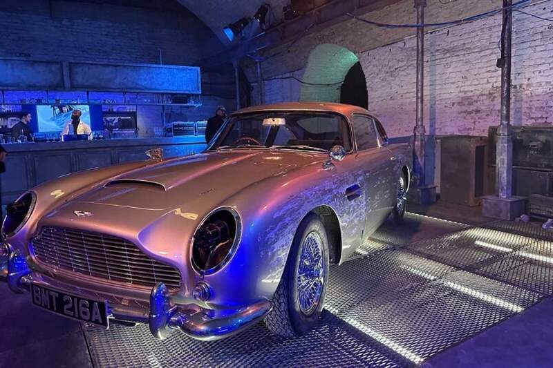 Aston Martin Daniel Craig現身Omega占士邦60周年慶祝活動!深入James Bond世界向經典角色007致敬-復刻表