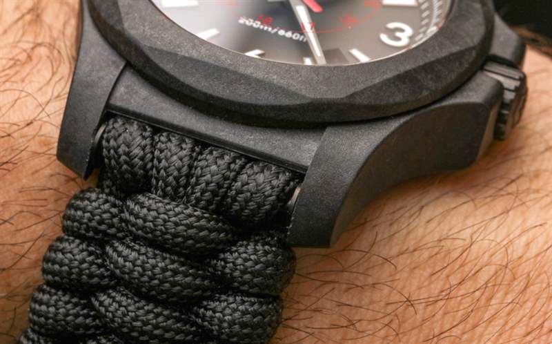 維氏瑞士軍INOX碳Naimakka傘繩表帶手表評(píng)論-復(fù)刻表