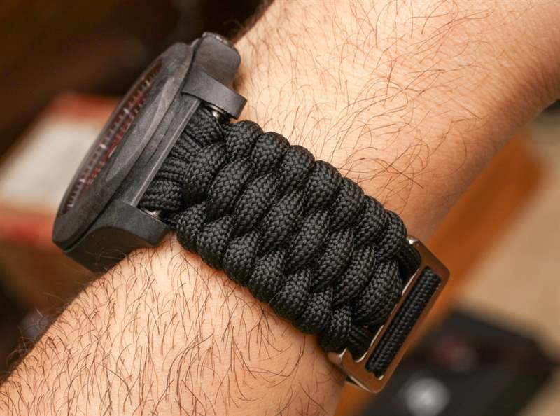 維氏瑞士軍INOX碳Naimakka傘繩表帶手表評(píng)論-復(fù)刻表