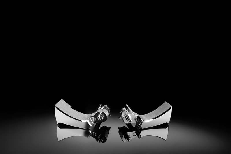 A. Lange & S?hne推出全新三問(wèn)報(bào)時(shí)腕表-復(fù)刻表