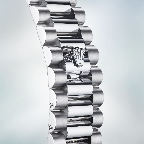 隆重推出帶凹槽表圈的勞力士星期日歷型40毫米鉑金腕表-復(fù)刻表