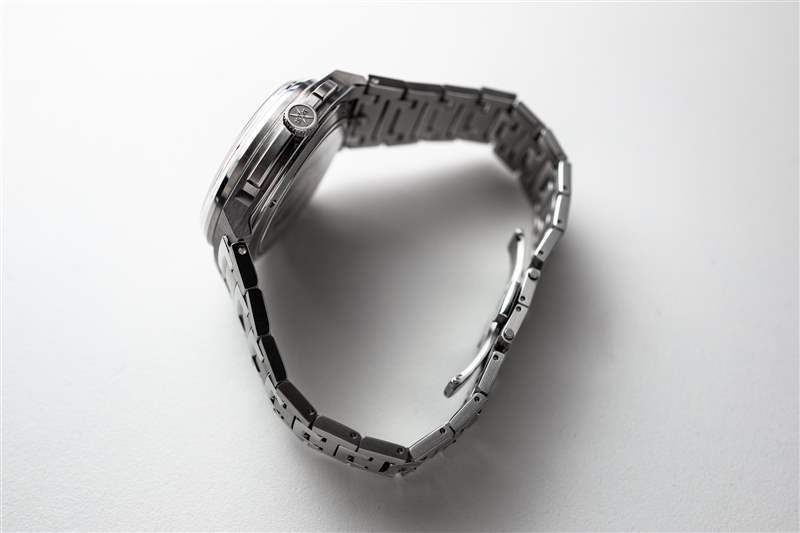 Hands-On?Czapek以全新的Antarctique Rattrapante Ice Blue打破差異-復(fù)刻表