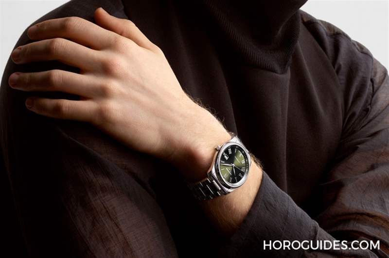 身為品味女子，妳適合隨「時」優(yōu)雅：浪琴表Master巨擘系列女表與男表-復(fù)刻表