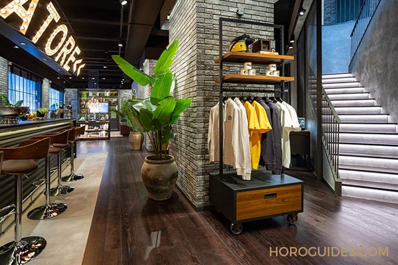 百年靈Top Time Deus強勢回歸,詮釋現代游人文化-復刻表