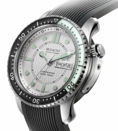 布里蒙特超級海軍500腕表：年輕品牌的第一位潛水員-復刻表