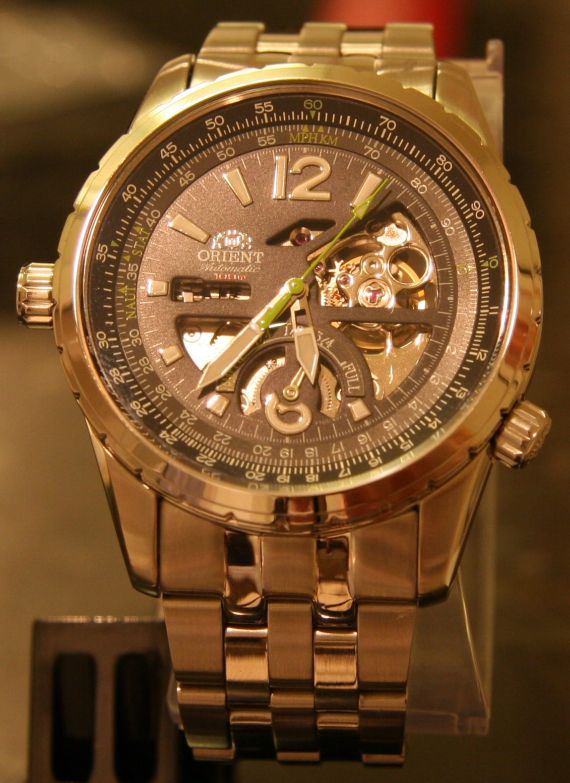 東方賽車CFT00004B終結者同款半鏤空手表-復刻表