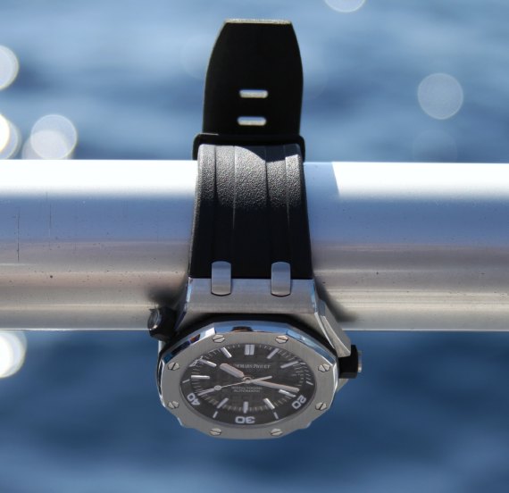 愛彼皇家橡樹近海潛水腕表-復刻表