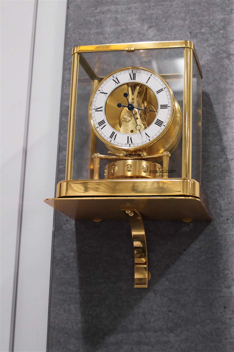 積家：在鐘表之鄉(xiāng)的中心制造時(shí)計(jì)-復(fù)刻表