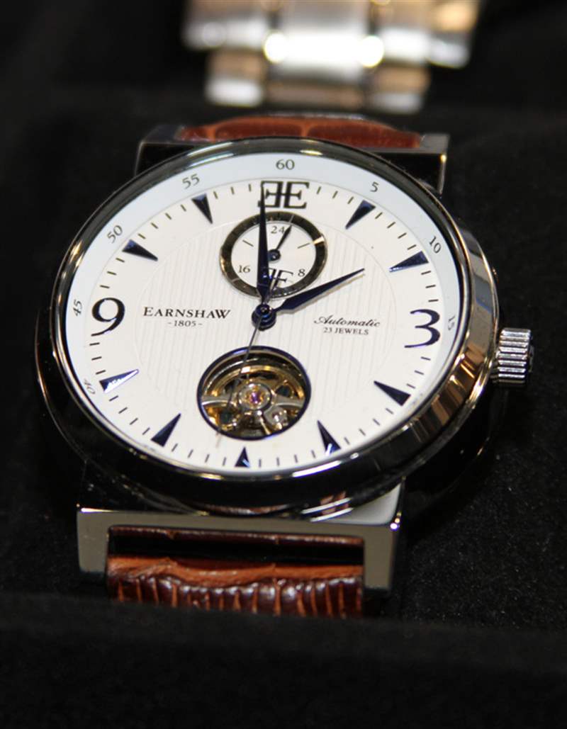 香港鐘表展鐘表制作之心與手-復(fù)刻表