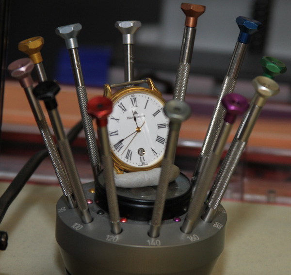 在艾美表廠-復刻表