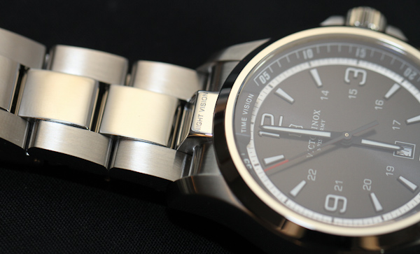 瑞士軍隊(duì)Victorinox夜視手表評(píng)論-復(fù)刻表