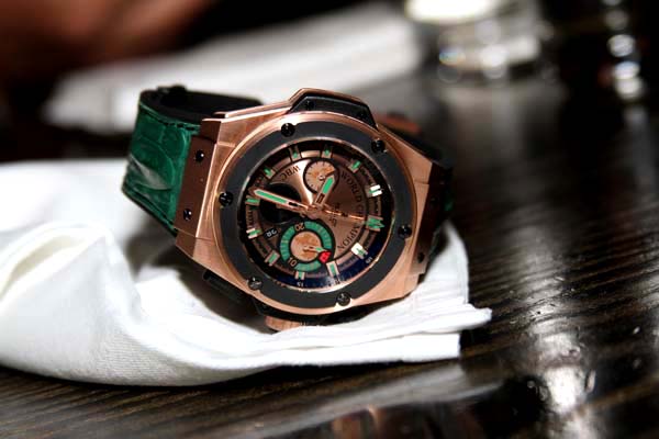 拳擊傳奇的Hublot手表和拍賣會(huì)-復(fù)刻表