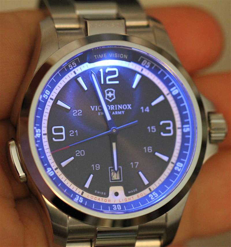 瑞士軍隊(duì)Victorinox夜視手表評(píng)論-復(fù)刻表