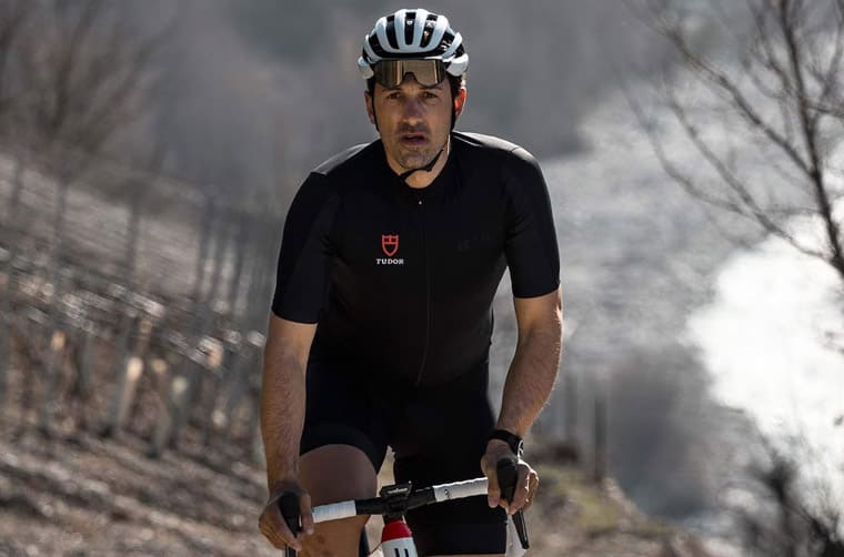 帝舵自行車隊(duì)摘下隊(duì)史首座職業(yè)賽冠軍車手戴特制Black Bay領(lǐng)獎-復(fù)刻表