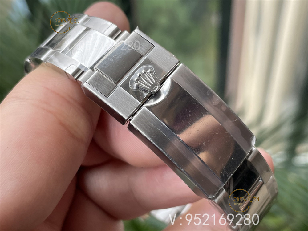 C廠Clean廠復刻灰游艇細節(jié)做工怎么樣,C廠勞力士灰游艇3235機芯穩(wěn)定嗎-復刻表