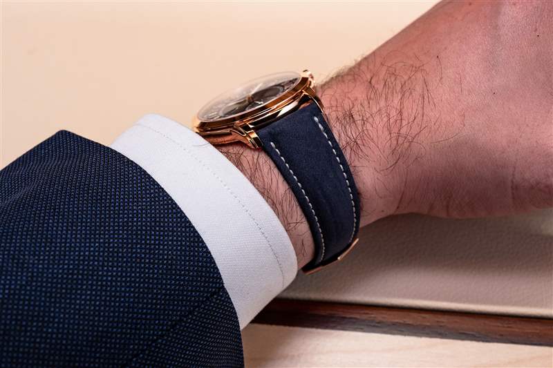 百達(dá)翡麗Calatrava 24小時(shí)旅行時(shí)間腕表5224R隆重推出-復(fù)刻表