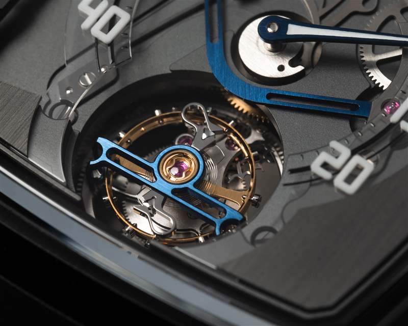 Hautlence推出Linear Series 2線性跳時飛行陀飛輪腕表-復刻表