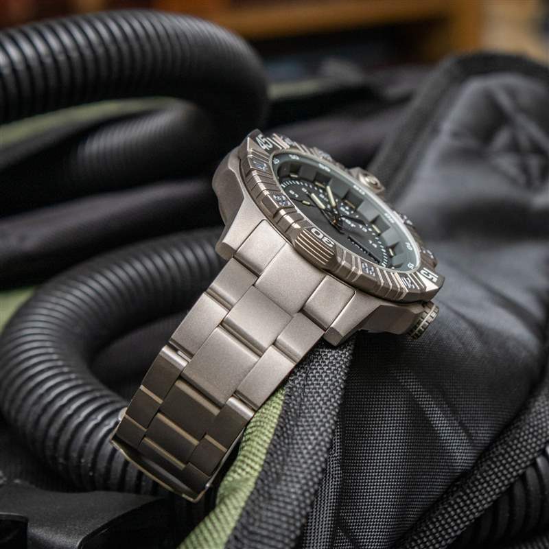 上手體驗(yàn):Traser P99 T戰(zhàn)術(shù)鈦金屬手表-復(fù)刻表