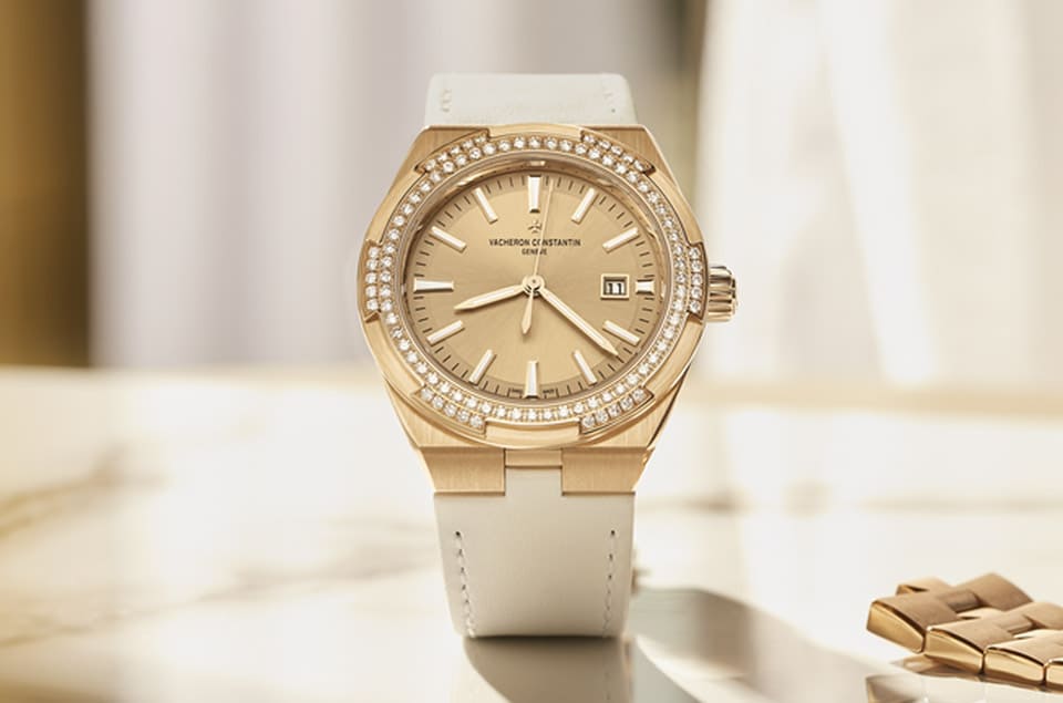 江詩丹頓中性尺寸Overseas自動(dòng)表再追加粉紅金面盤款式向現(xiàn)代女性探險(xiǎn)精神致敬-復(fù)刻表