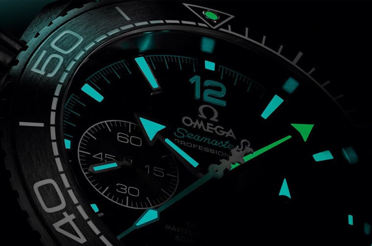 歐米茄以海馬Planet Ocean計時碼表為基礎(chǔ)創(chuàng)作最新阿聯(lián)酋航空紐西蘭ETNZ船隊聯(lián)名表-復(fù)刻表