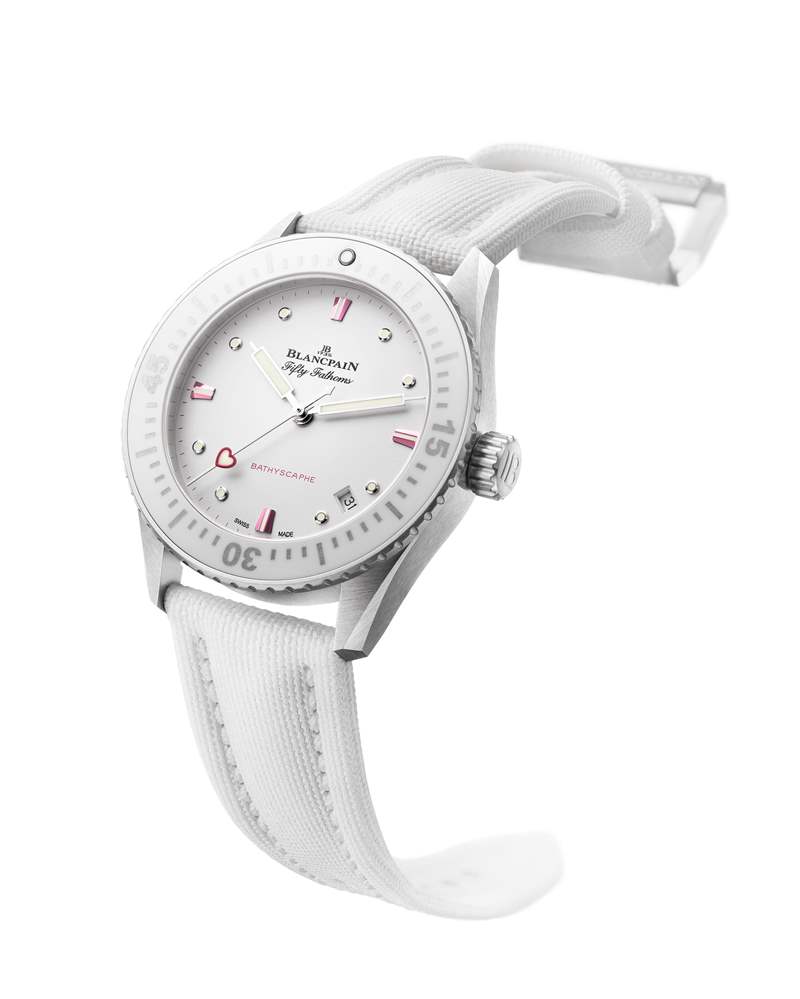 寶珀推出Fifty Fathoms Bathyscaphe Valentine’s Day 2023情人節主題白色潛水腕表-復刻表