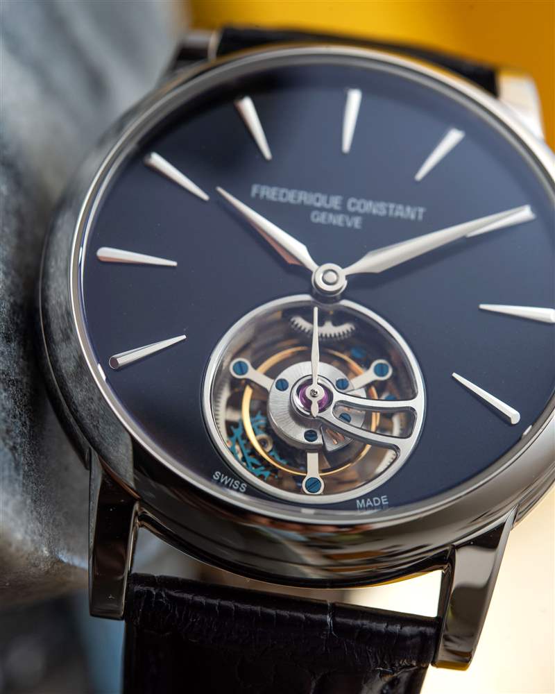 手表評論:康斯登制造經典陀飛輪周年紀念手表售價15695美元-復刻表