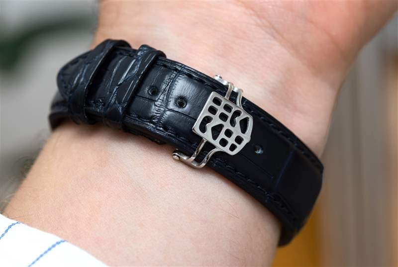 手表評論:康斯登制造經典陀飛輪周年紀念手表售價15695美元-復刻表