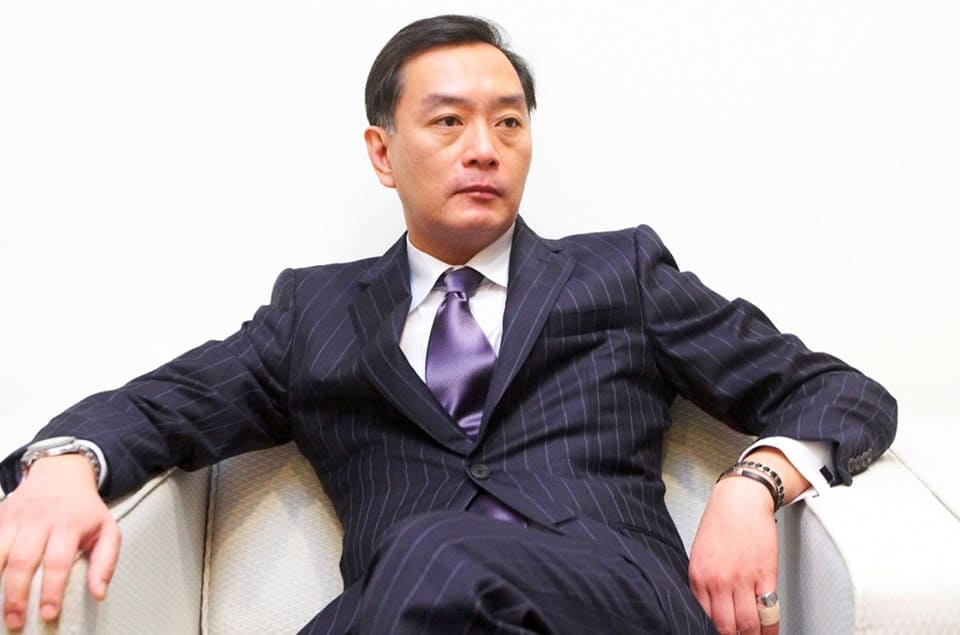 裕隆前董座嚴凱泰名表遭離奇變賣引發關注-復刻表